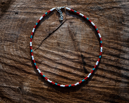 Red white and turquoise choker necklace